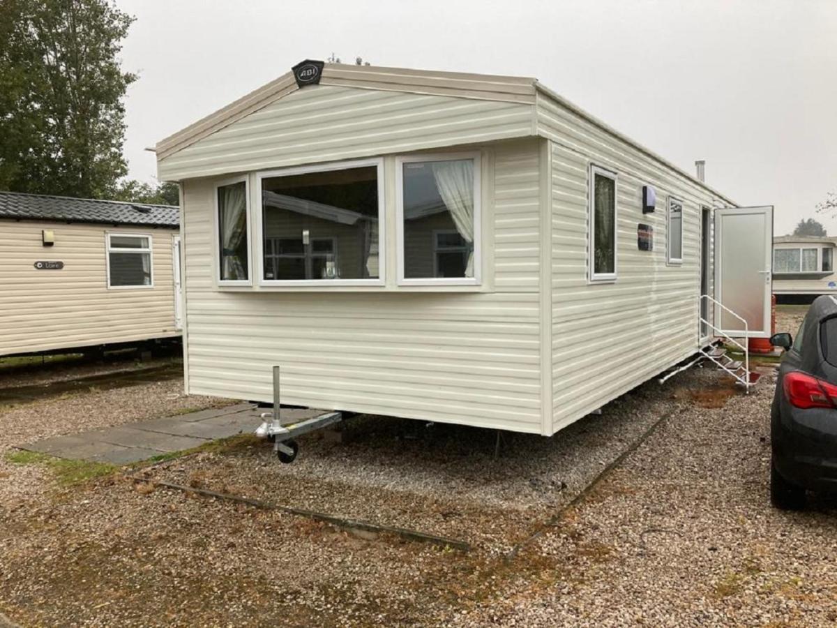 Кемпинг Static Caravan Marton Mere